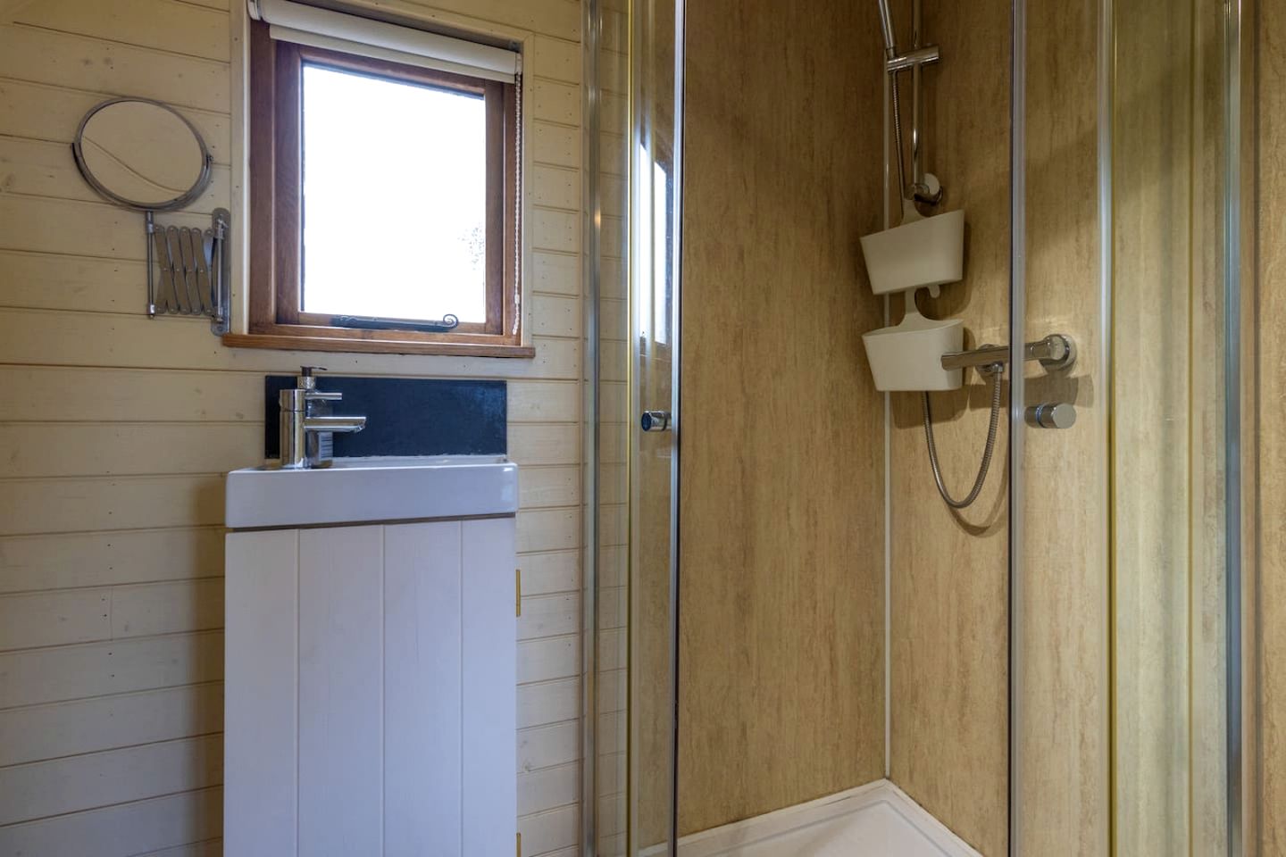 Gorgeous Glamping Pod for a Unique Getaway by the Irfon River in Wales