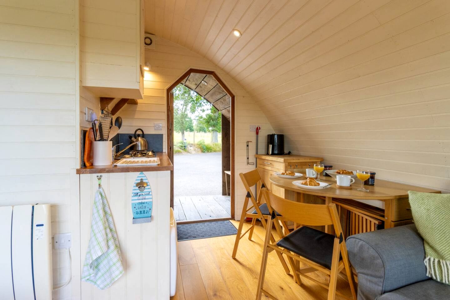 Gorgeous Glamping Pod for a Unique Getaway by the Irfon River in Wales