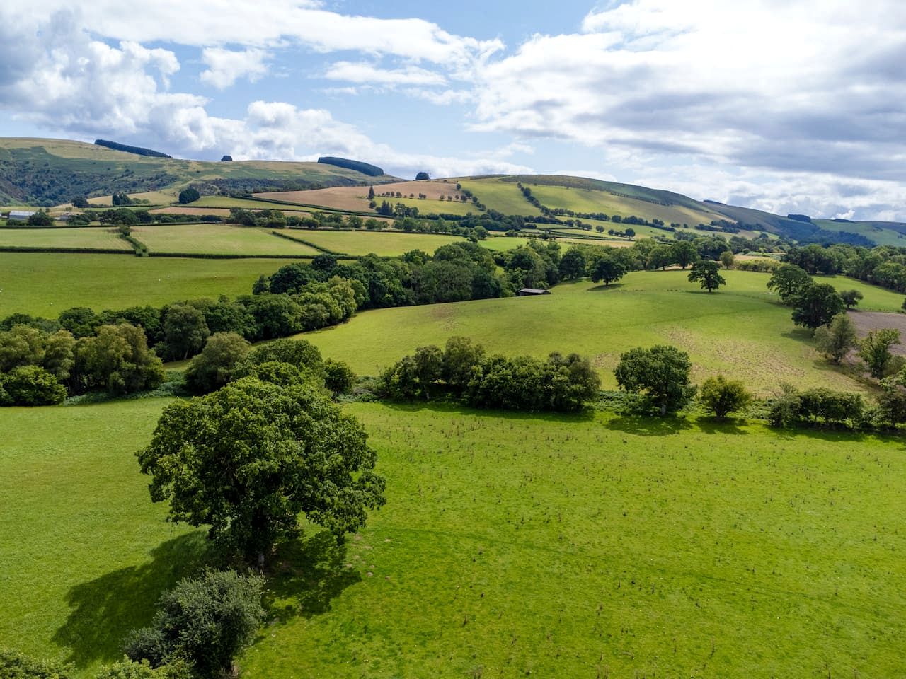 Gorgeous Glamping Pod for a Unique Getaway by the Irfon River in Wales