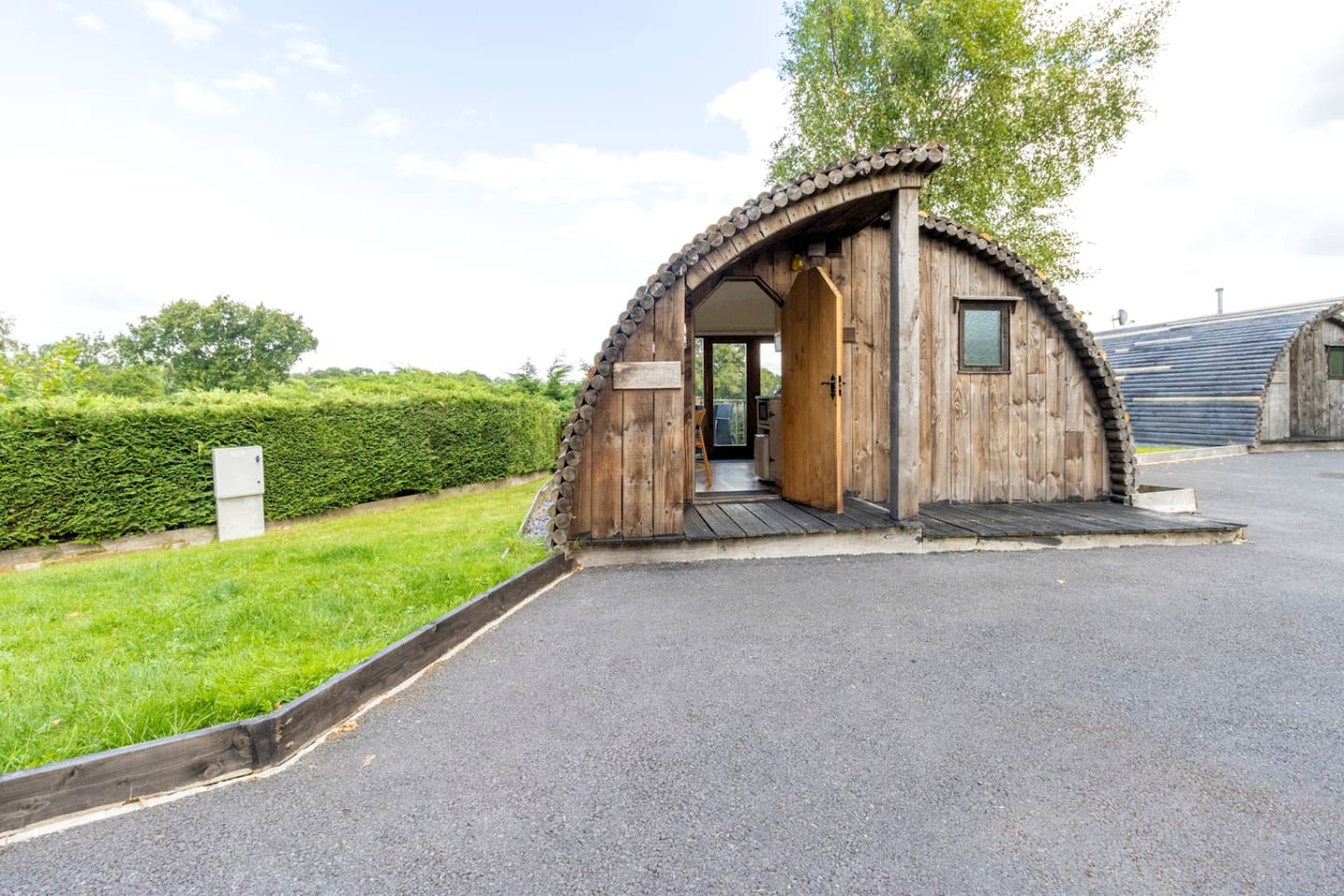 Gorgeous Glamping Pod for a Unique Getaway by the Irfon River in Wales