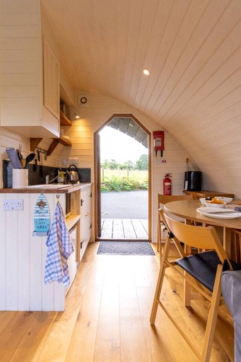 Pods (United Kingdom, Builth Wells, Wales)