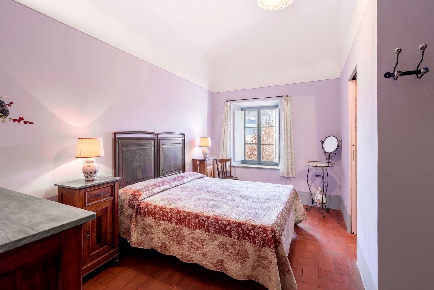 Rustic Stone Villa with Pool and Spectacular Landscape Views in Montepulciano, Tuscany