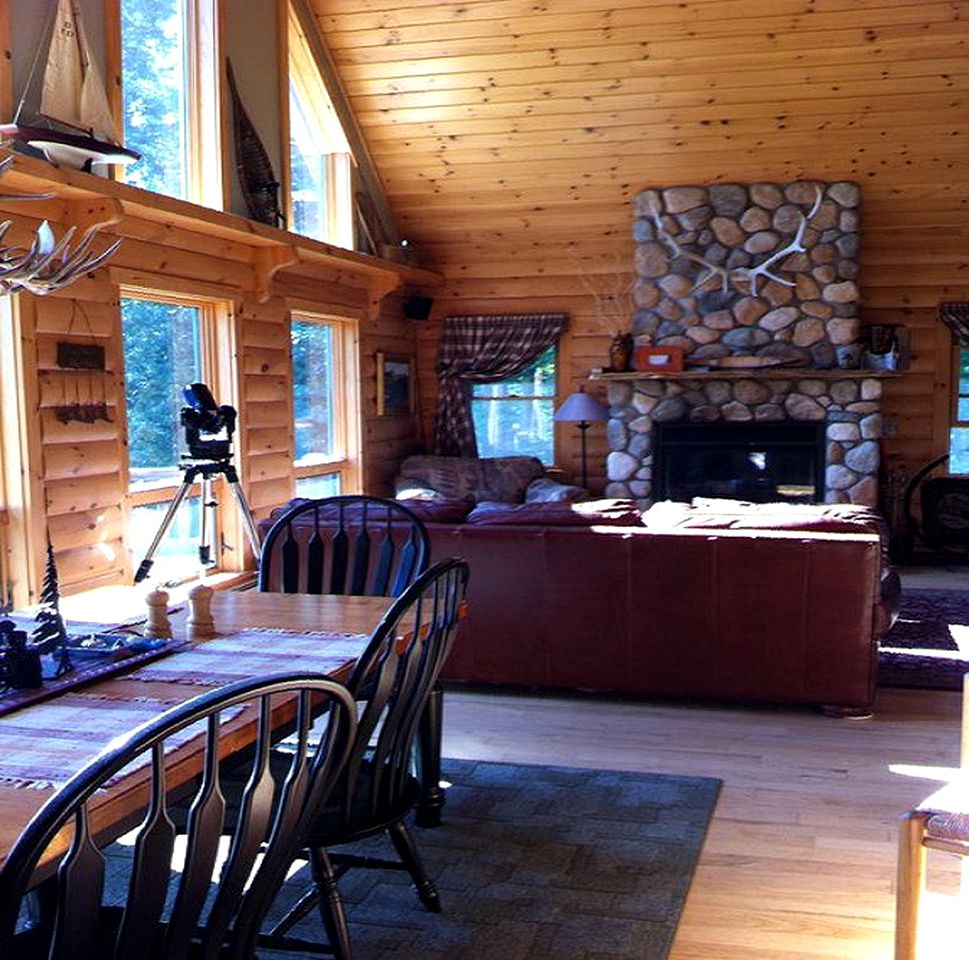 Luxury Cabin with Private Hot Tub near Sunday River, Maine