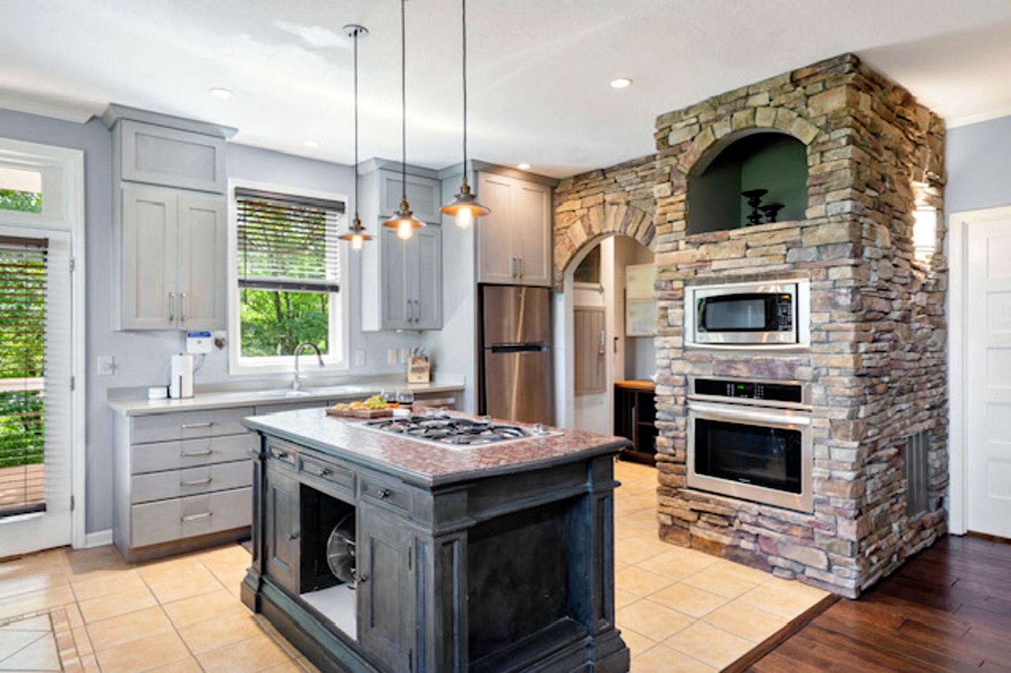 Luxurious Mountain Retreat with Wrap-Around Porches and Hot Tub, Near Asheville and Black Mountain, NC