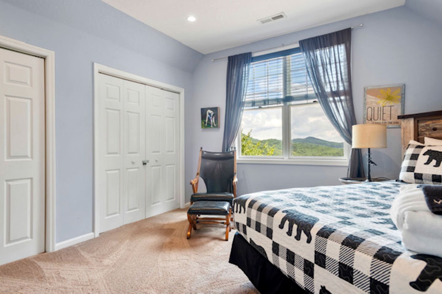 Luxurious Mountain Retreat with Wrap-Around Porches and Hot Tub, Near Asheville and Black Mountain, NC