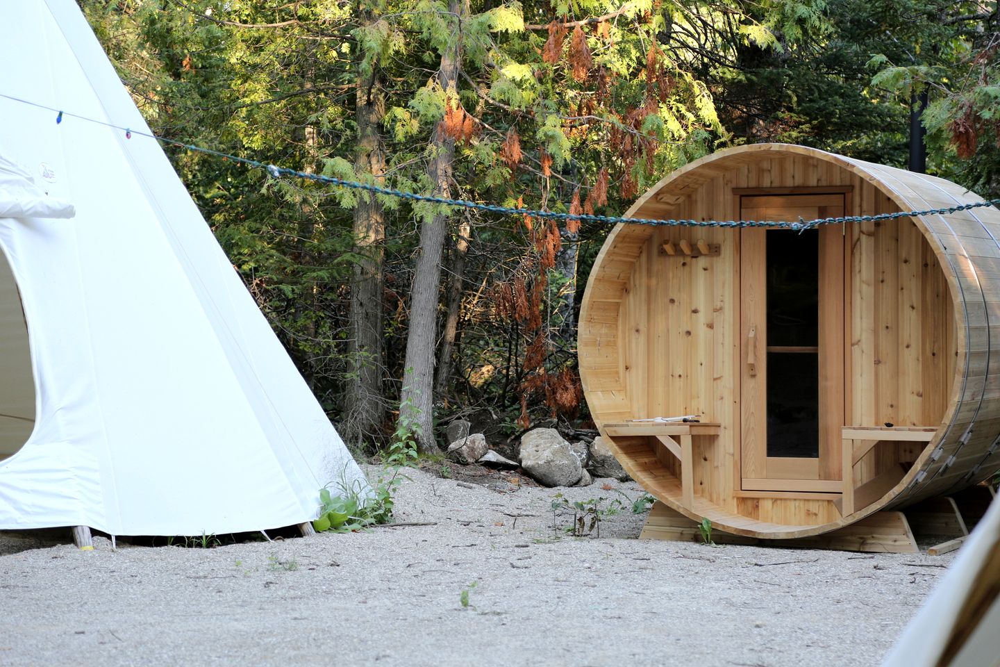 Secluded Tipi Close to Fantastis Hiking Trails in Toronto, Ontario