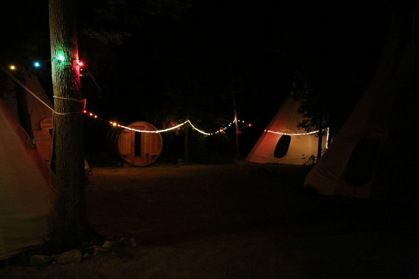 Secluded Tipi Close to Fantastis Hiking Trails in Toronto, Ontario
