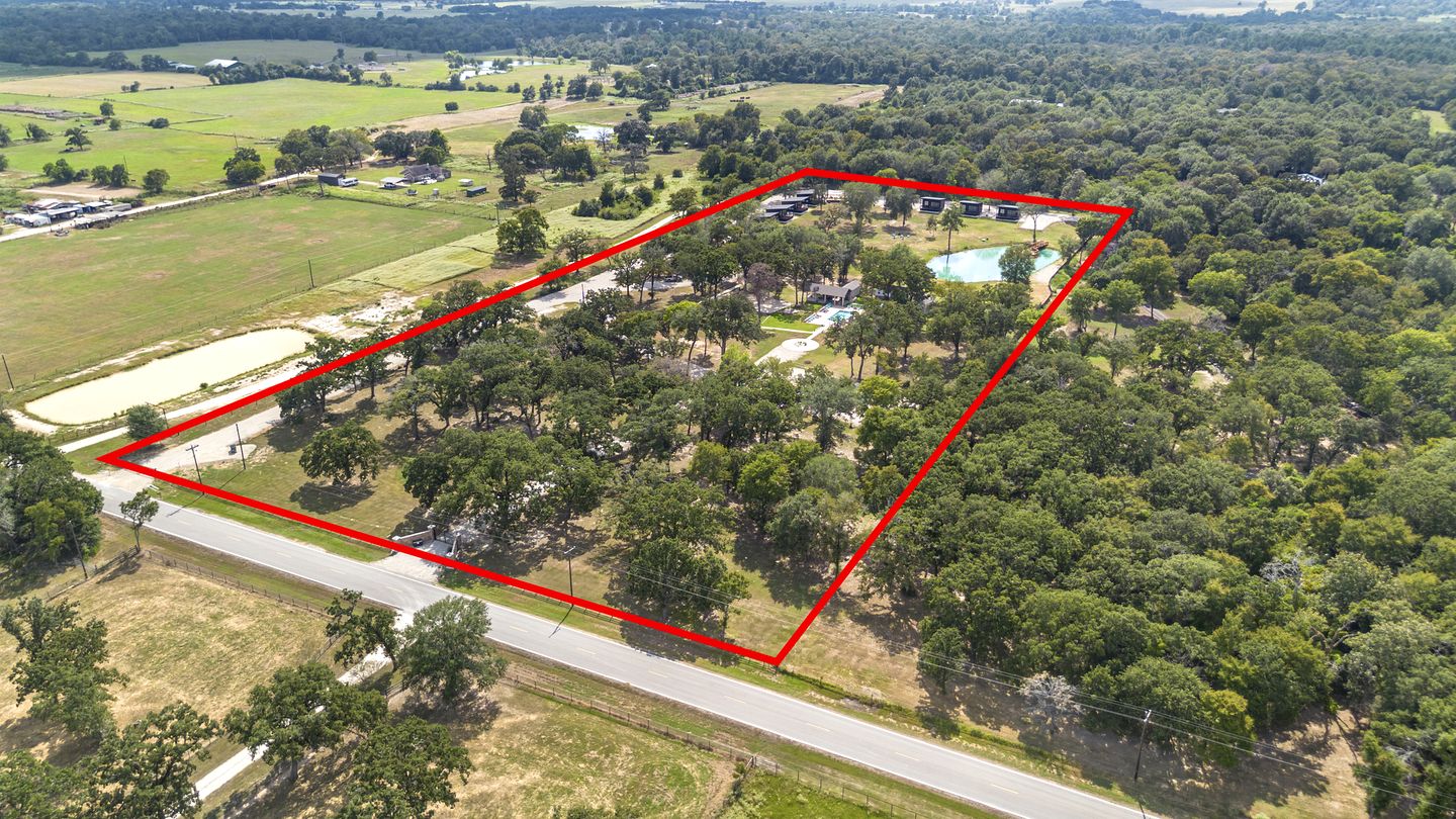 Tranquil Farmhouse Bungalow Retreat with Pool & Goats near Houston in Hempstead, Texas