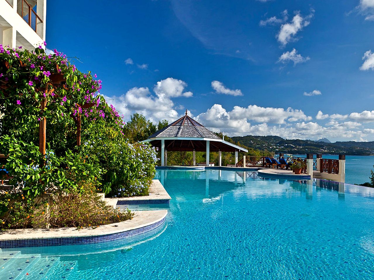 Luxury Suite in a Stunning Oceanfront Resort near Corinth, Saint Lucia