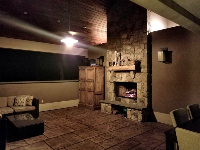 Cottages (Pine Bush, New York, United States)