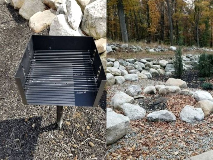 Cottages (Pine Bush, New York, United States)