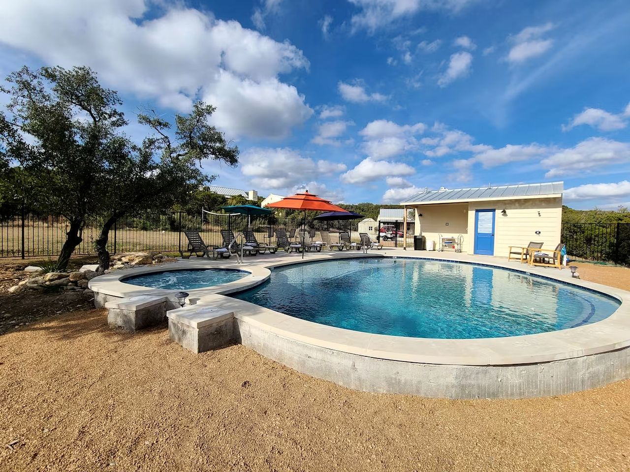 Private Romantic Cottage for an Unforgettable Couples Retreat to Texas Hill Country near Dripping Springs, Texas