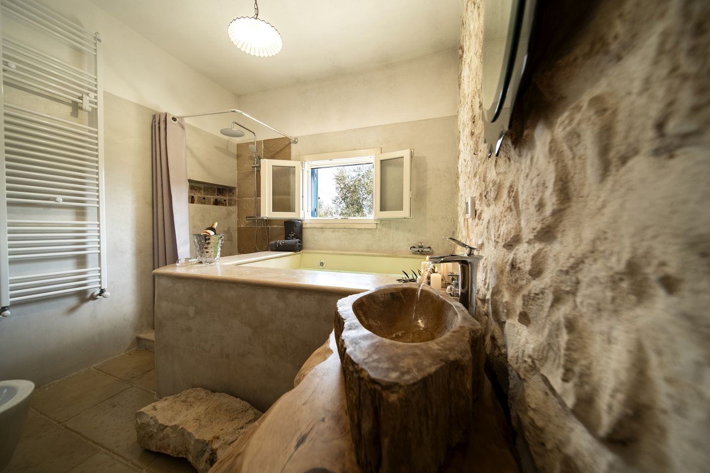 Poolside Perfection: Unbeatable Rental in Puglia, Italy