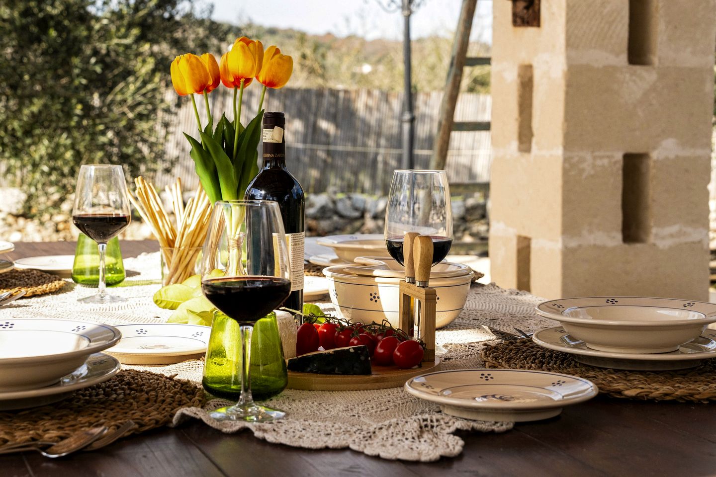 Poolside Perfection: Unbeatable Rental in Puglia, Italy