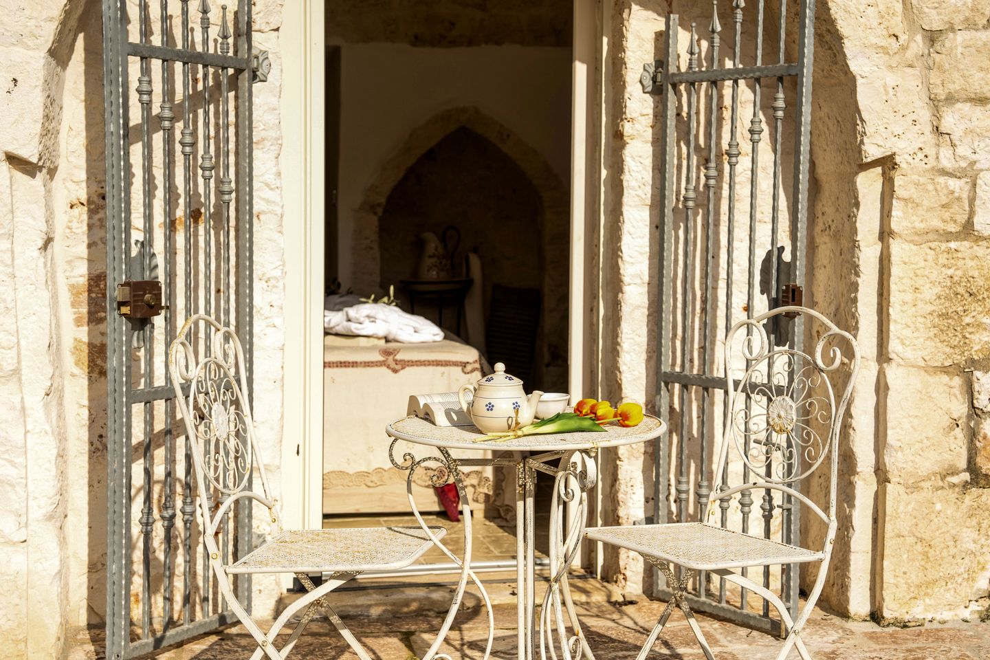 Poolside Perfection: Unbeatable Rental in Puglia, Italy