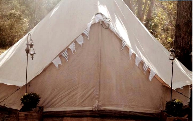 Tented Cabins (Kurrajong Hills, New South Wales, Australia)