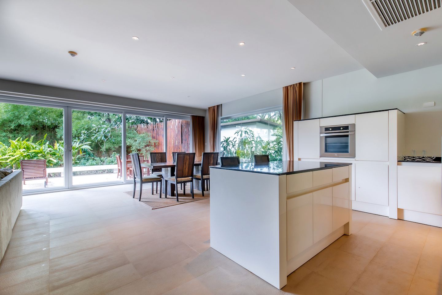 Impressive Beach House with Swimming Pool in Rawai, Phuket Island