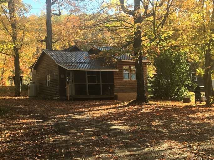 Cabins (United States of America, Portage Lake, Maine)