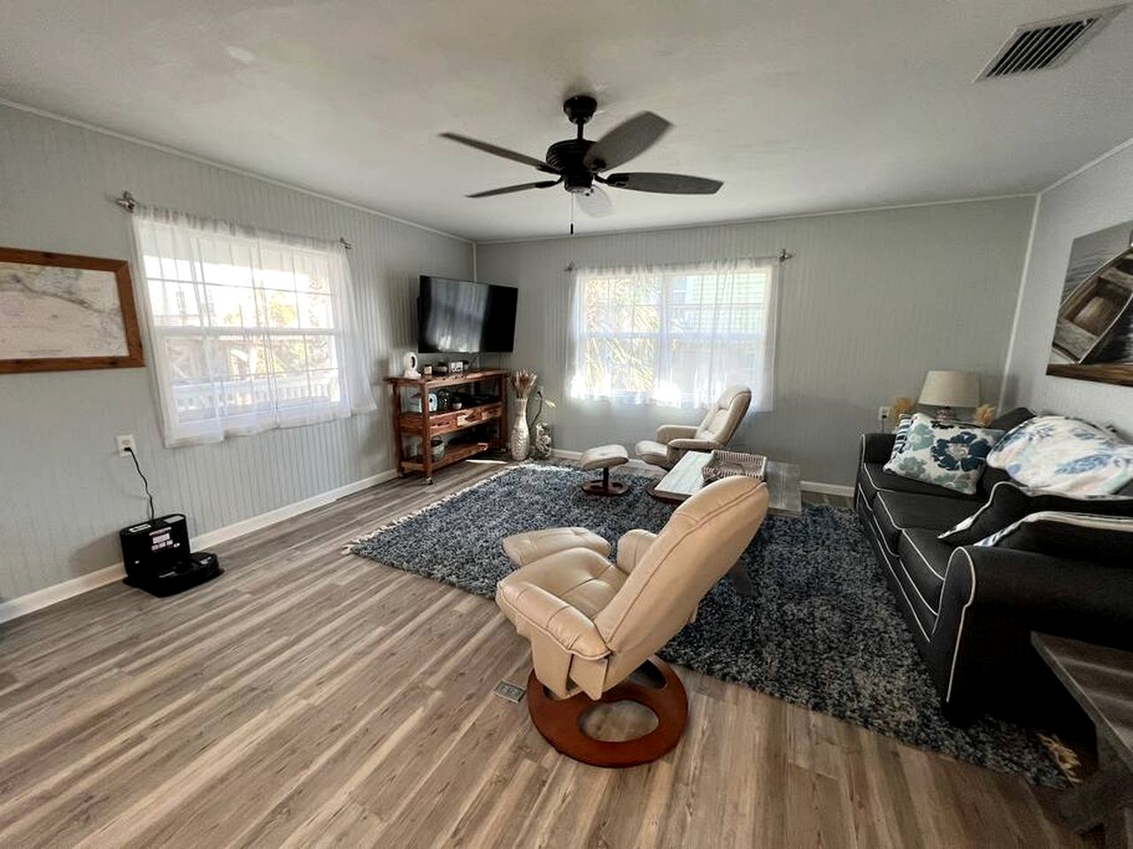 Charming Waterfront Cottage with Private Dock near Little Gasparilla Island, Florida