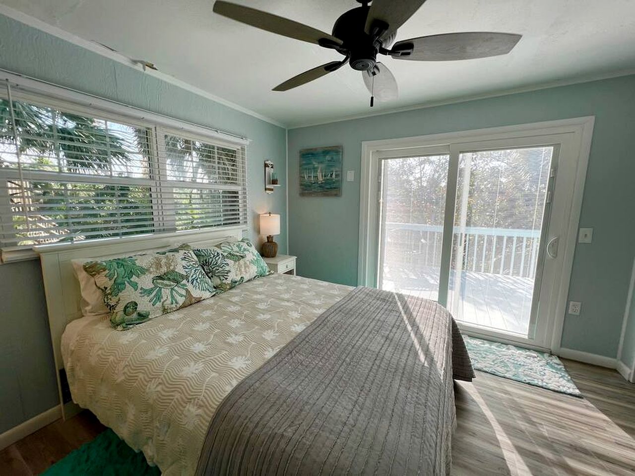 Charming Waterfront Cottage with Private Dock near Little Gasparilla Island, Florida