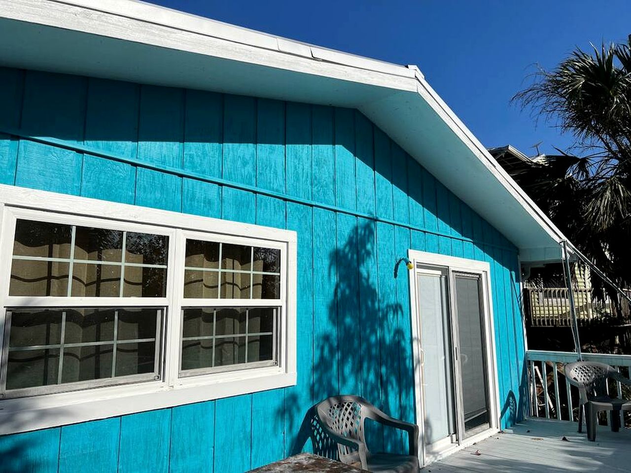 Charming Waterfront Cottage with Private Dock near Little Gasparilla Island, Florida