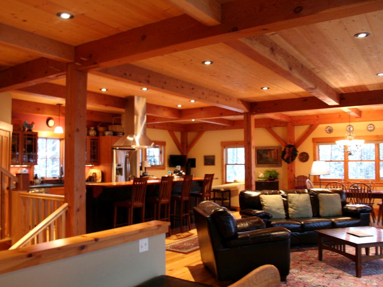 Spacious Family-Friendly Luxury Cabin for Rent with Hot Tub near Stowe, Vermont