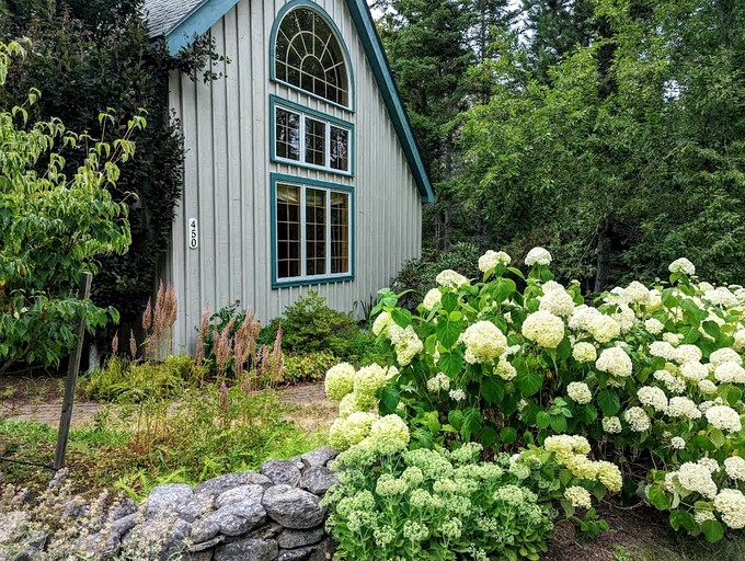 Cottages (United States of America, Sorrento, Maine)