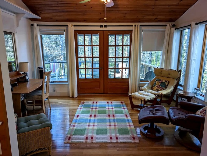 Cottages (United States of America, Sorrento, Maine)