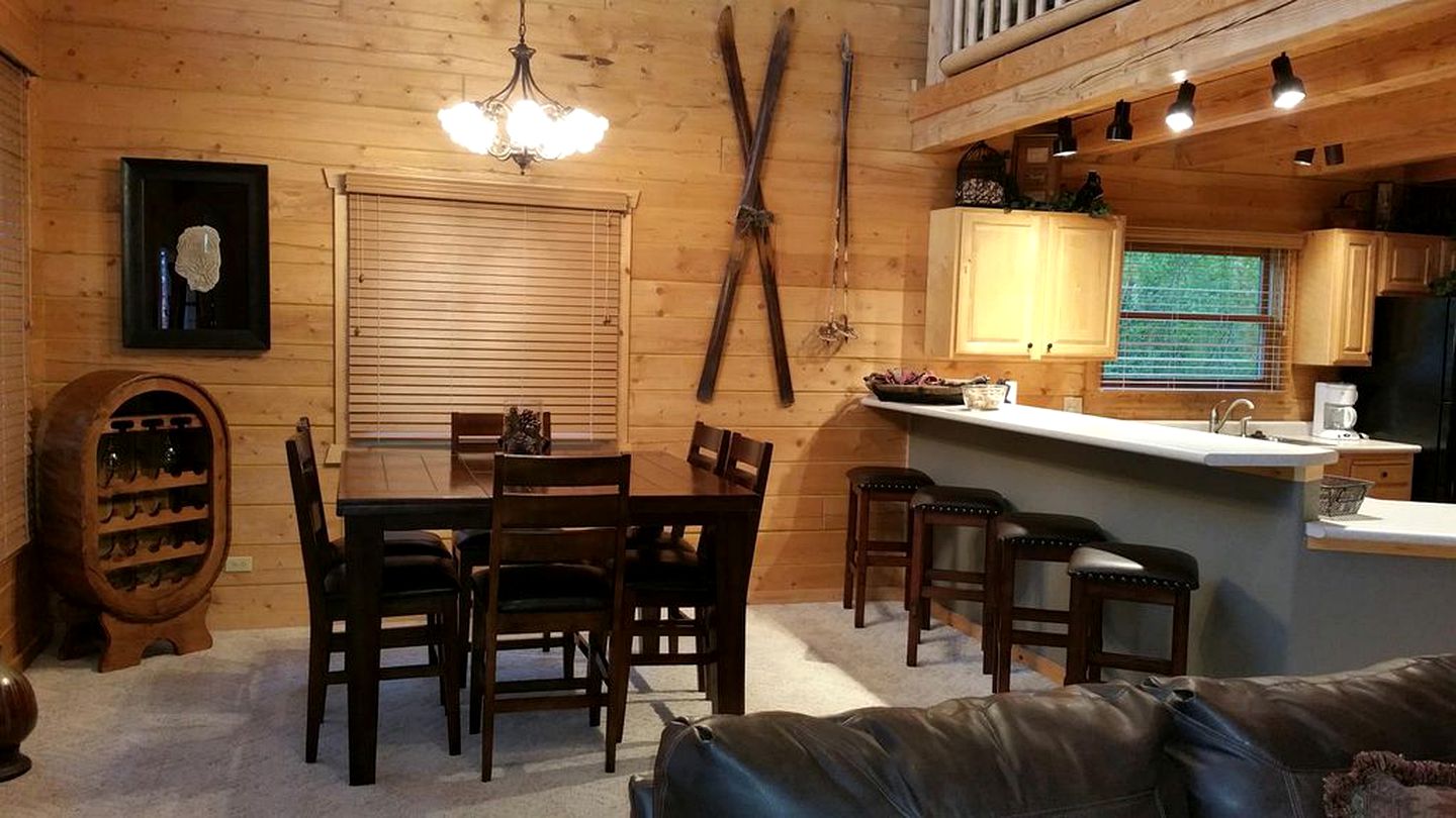 Spacious Mountain Ski Cabin situated on the Grand Mesa, Colorado