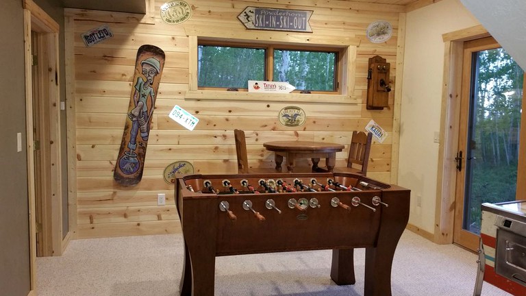 Cabins (Mesa, Colorado, United States)