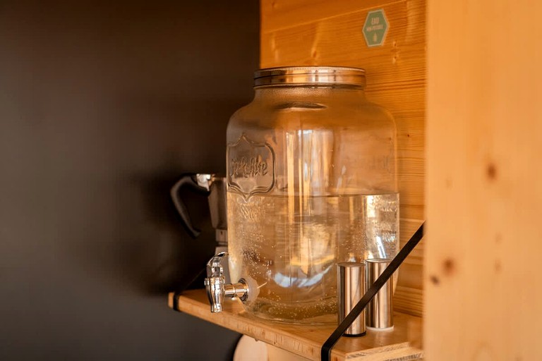 Vacation Rentals (France, --, Auvergne-Rhône-Alpes)