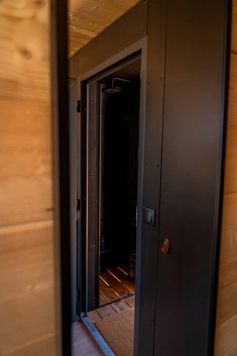 Vacation Rentals (France, --, Auvergne-Rhône-Alpes)