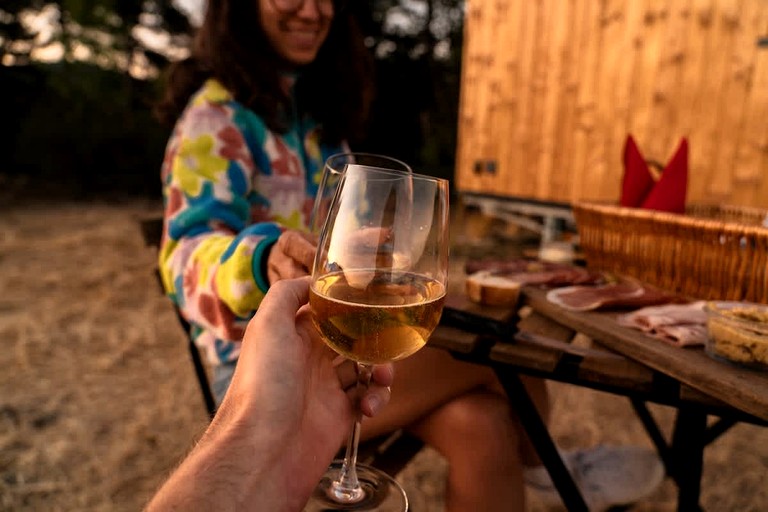 Vacation Rentals (France, --, Auvergne-Rhône-Alpes)