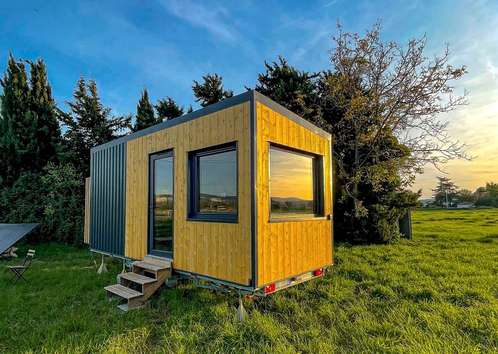 Vacation Rentals (France, Châteauneuf-du-Rhône, Auvergne-Rhône-Alpes)