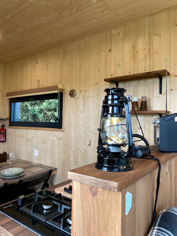 Charming Off-Grid Eco-Retreat with Sunset Views Near Montélimar | Châteauneuf-du-Rhône, France