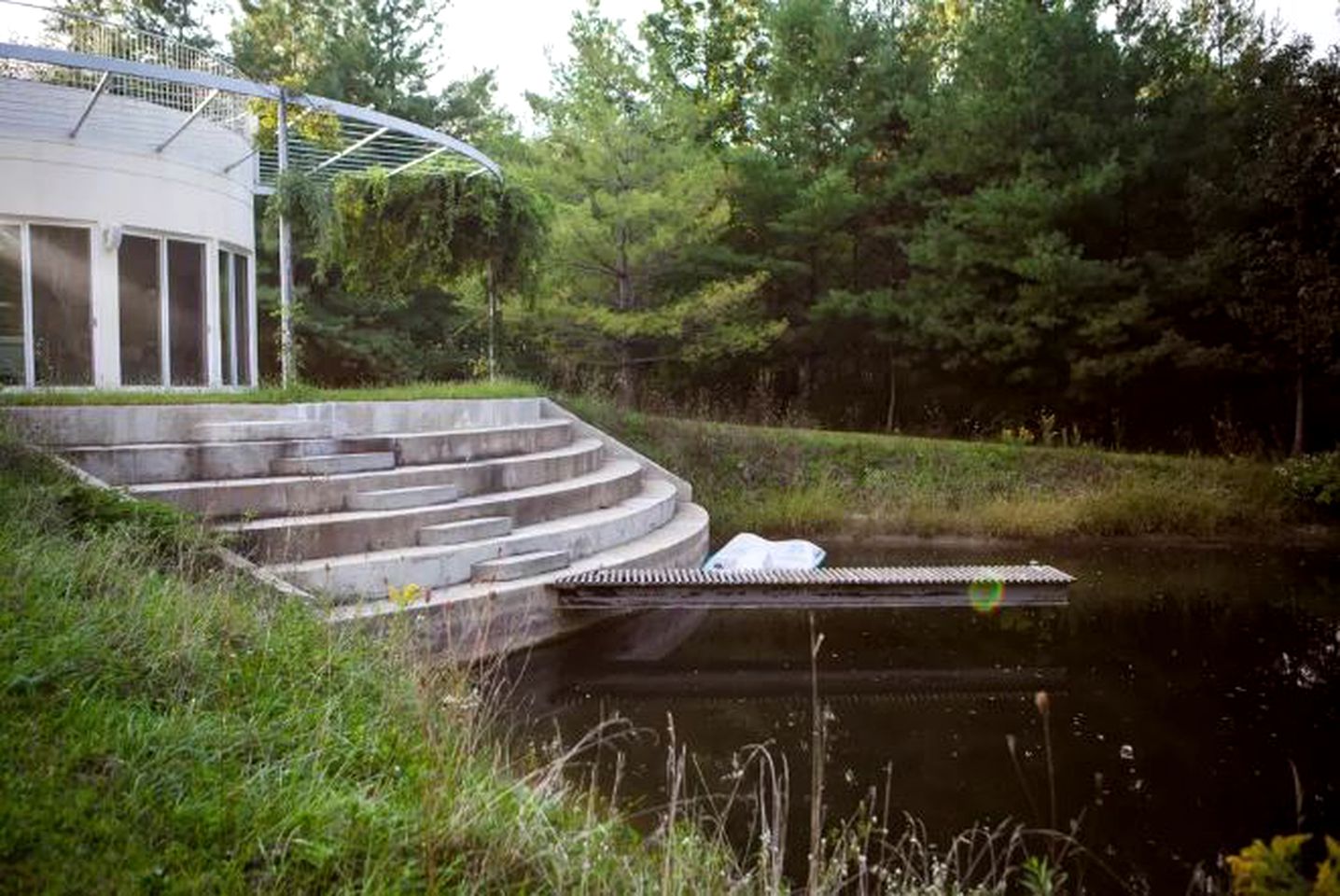 Fabulous Retreat with an Indoor Pool and Sauna for a Luxury Getaway in Champaign, Illinois