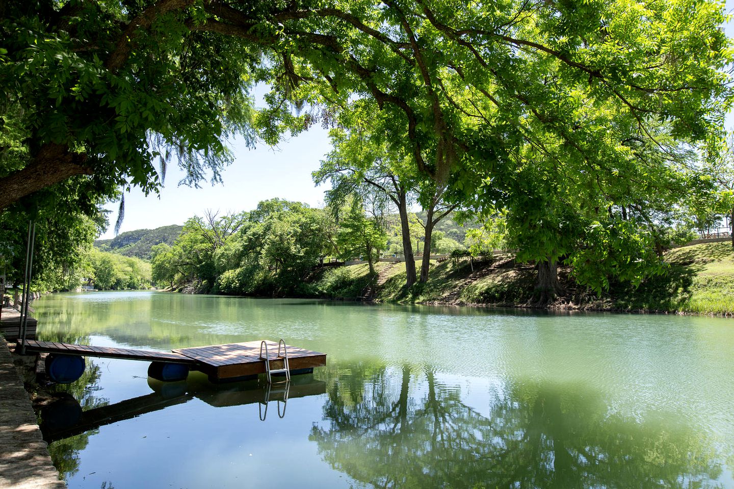 Stunning Riverfront Cottage with Amazing Outdoor Area Perfect for Water Activities in New Braunfels, Texas
