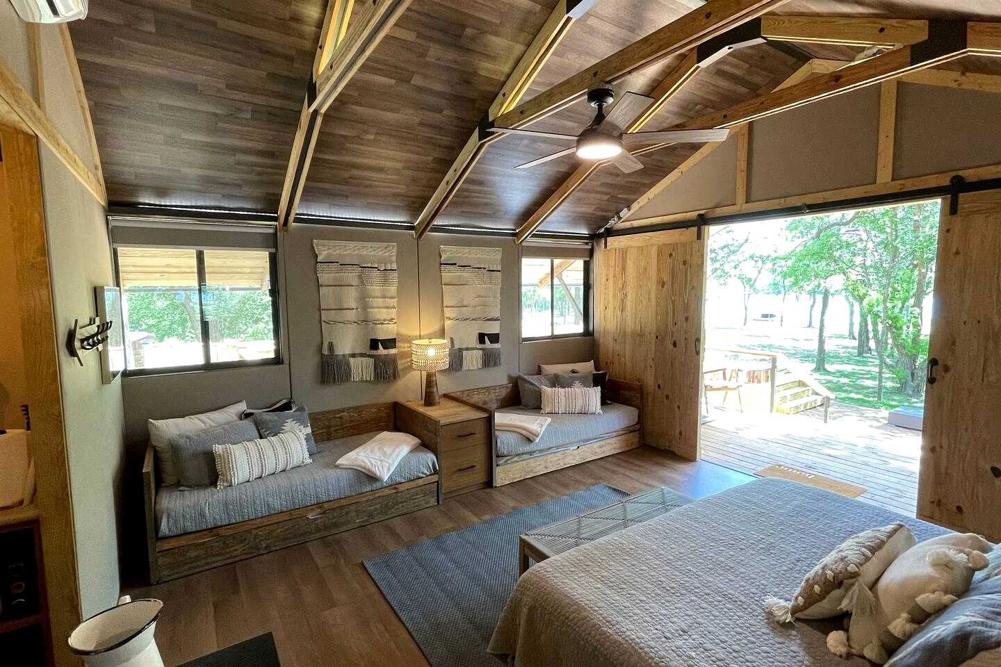 Cozy Lakefront Glamping Cabin with Private Patio near Austin, Texas