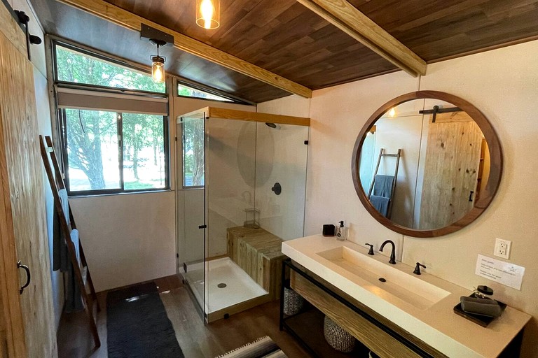 Vacation Rentals (United States of America, --, --)