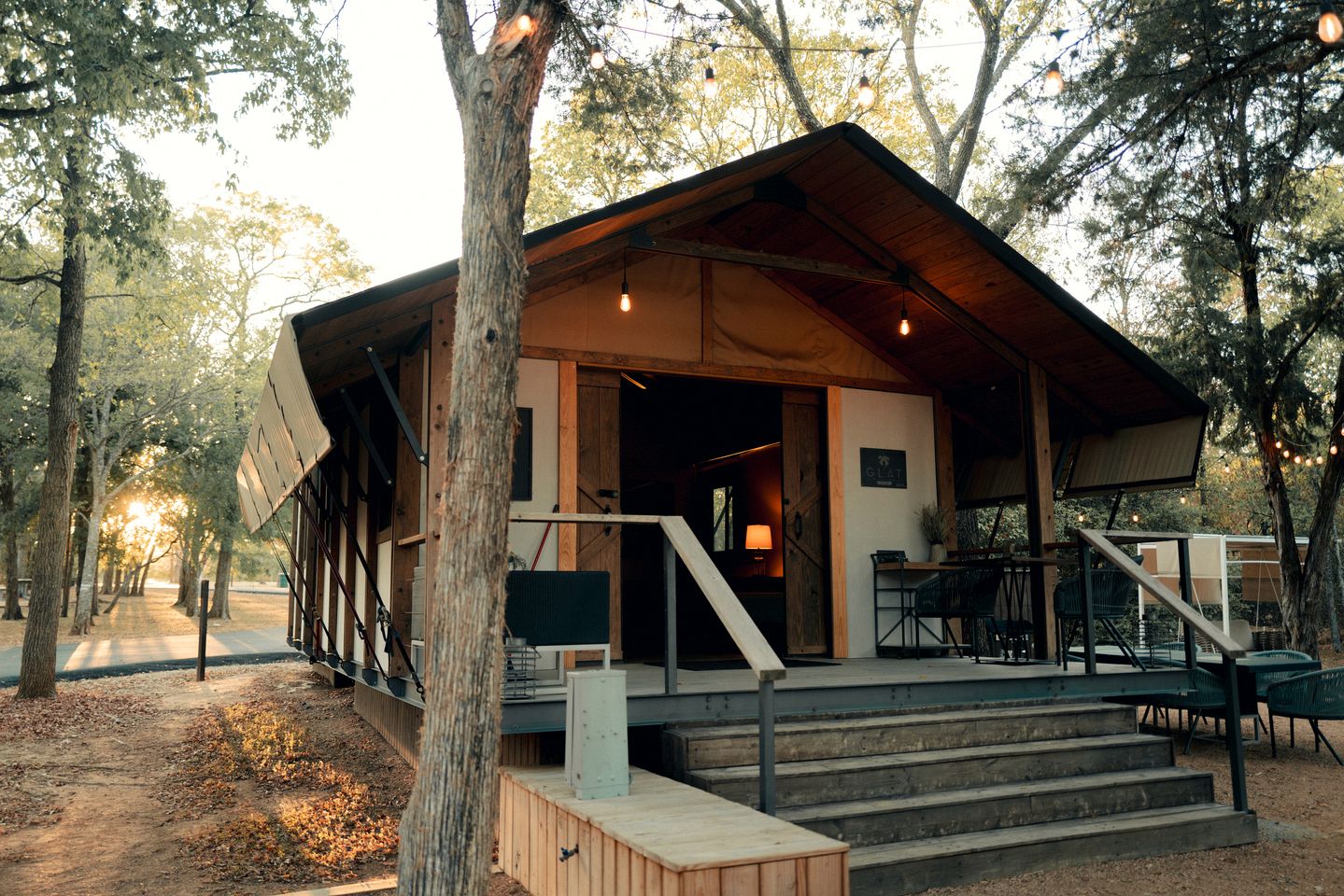 Cozy Lakefront Glamping Cabin with Private Patio near Austin, Texas