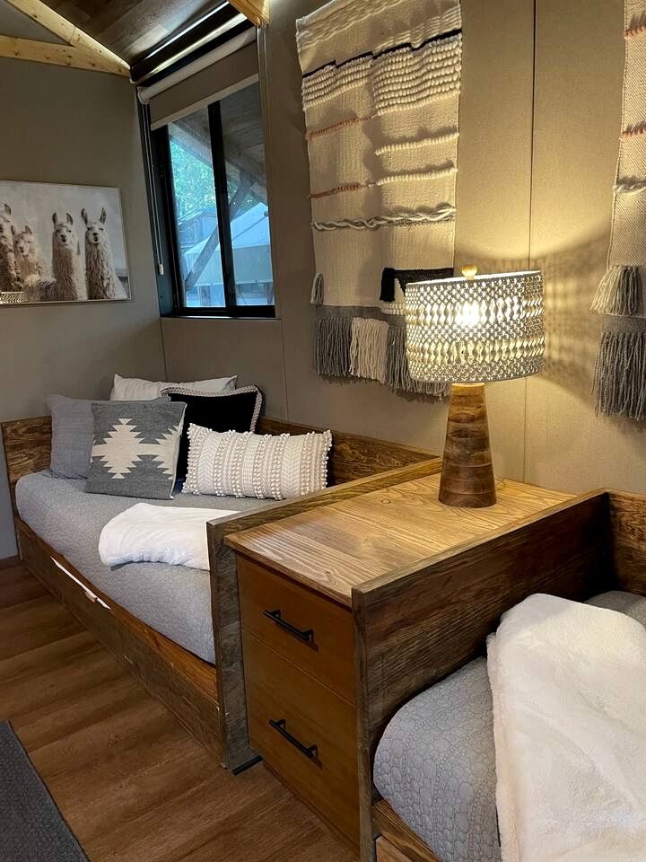Cozy Lakefront Glamping Cabin with Private Patio near Austin, Texas