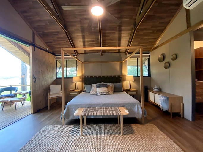 Vacation Rentals (United States of America, --, --)