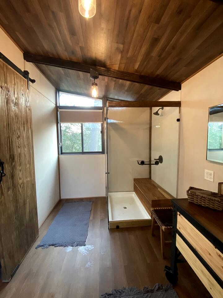 Beautiful Lakefront Glamping Cabin with Fire Pit and Lake Views near Austin, Texas