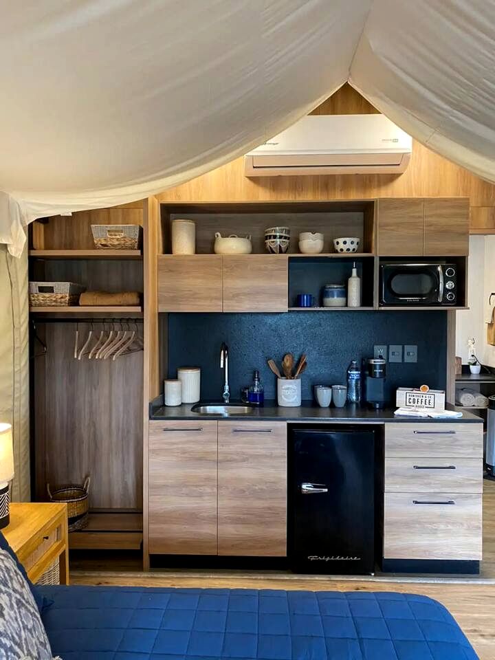 Romantic Lakefront Cabin with Fire Pit near Lake Bastrop, Texas – Luxury Glamping Escape for Couples