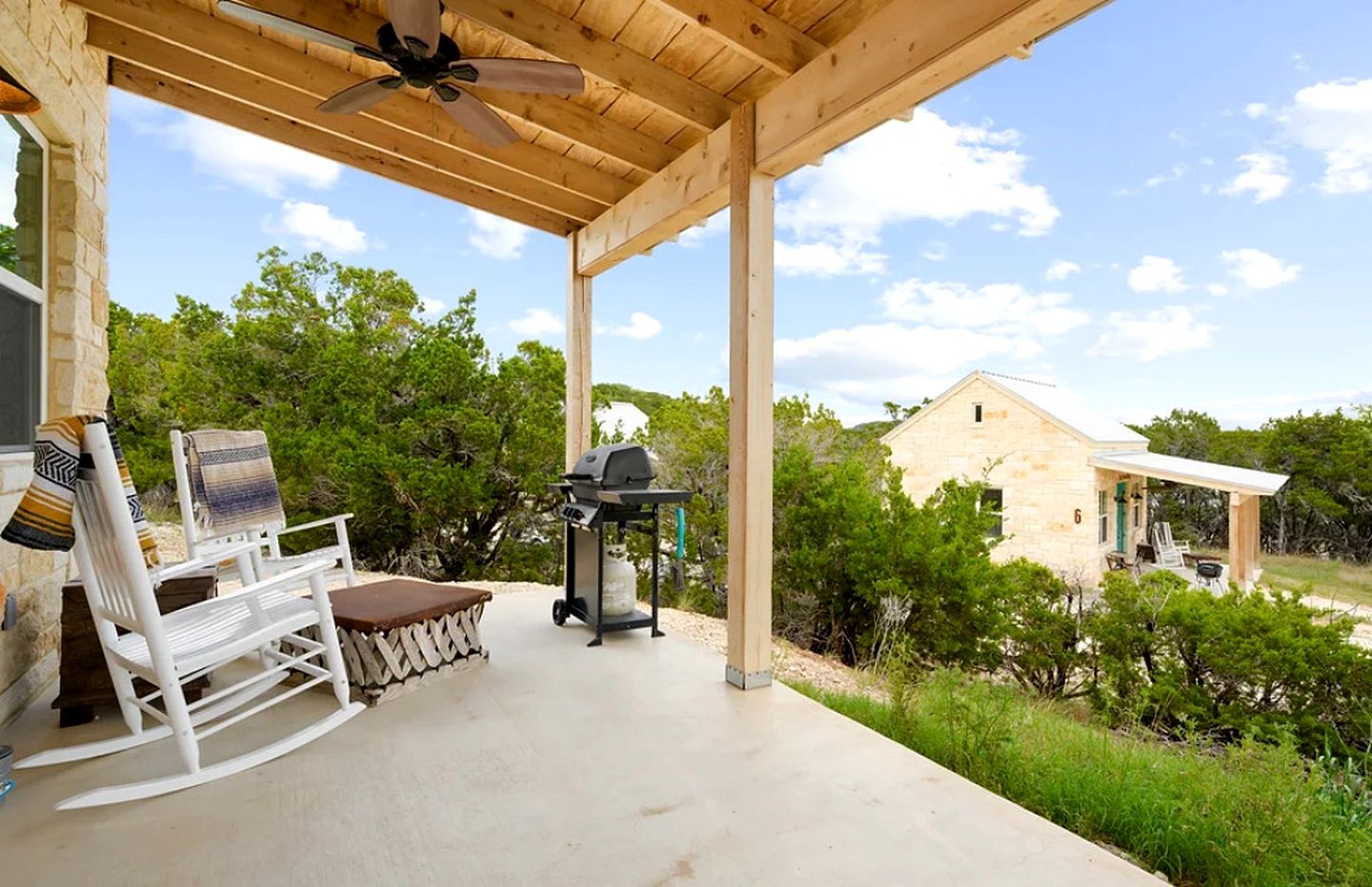 Stunning Cottage with Fantastic Views for a Romantic Escape near Austin, Texas
