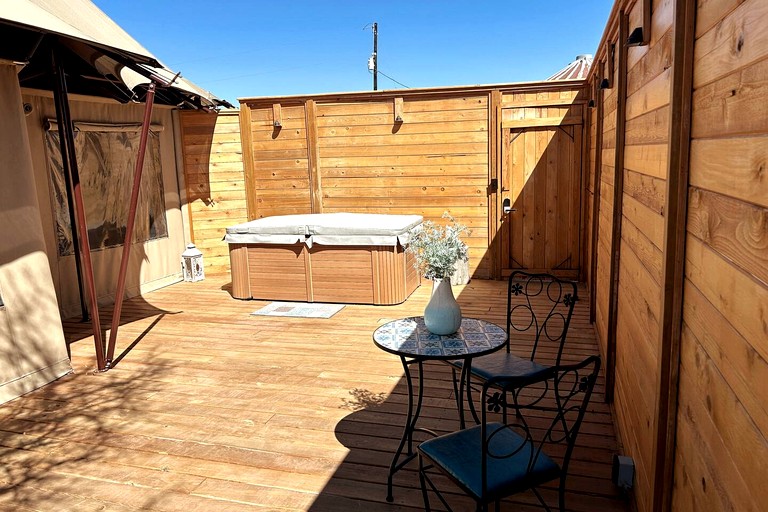 Vacation Rentals (United States of America, --, --)