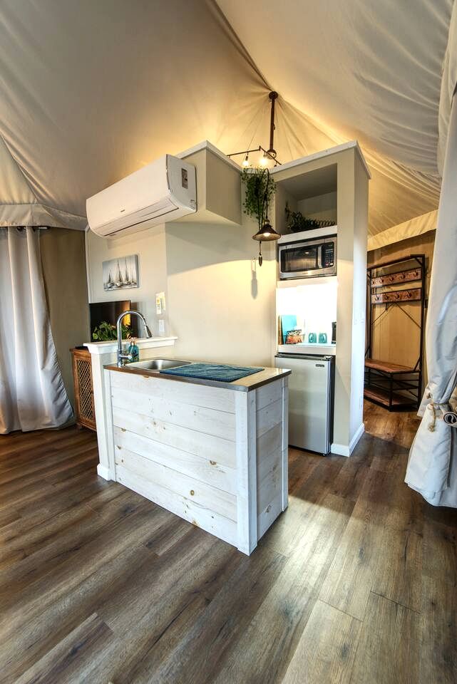 Luxury Hilltop Safari Tent with Private Hot Tub near Lake Travis in Marble Falls, Texas