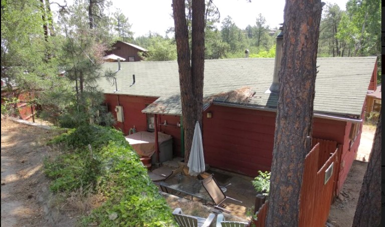 Six-Person Cabin Rental in the Ponderosa Pines of Prescott, Arizona | Cabins (Prescott, Arizona, United States of America)