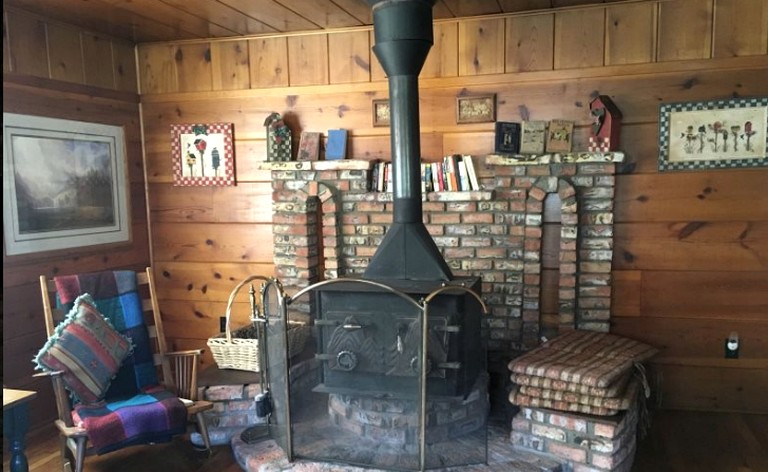 Six-Person Cabin Rental in the Ponderosa Pines of Prescott, Arizona | Cabins (Prescott, Arizona, United States of America)