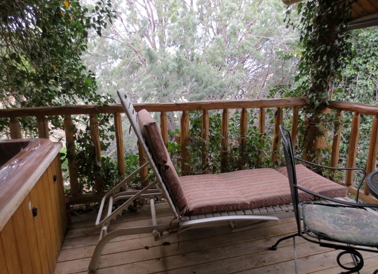 Four-Person Cabin Suite near Prescott National Forest, Arizona